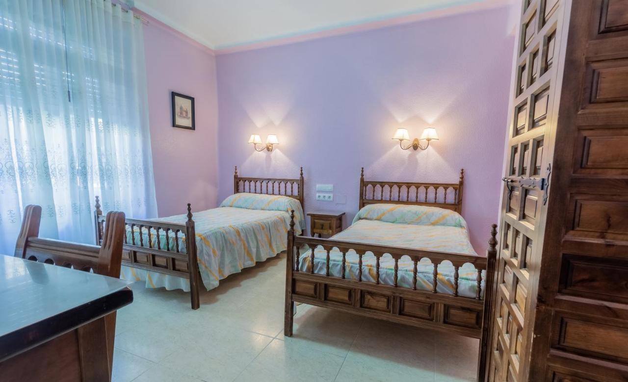 Pension Virginia By Vivere Stays Salamanka Exteriér fotografie