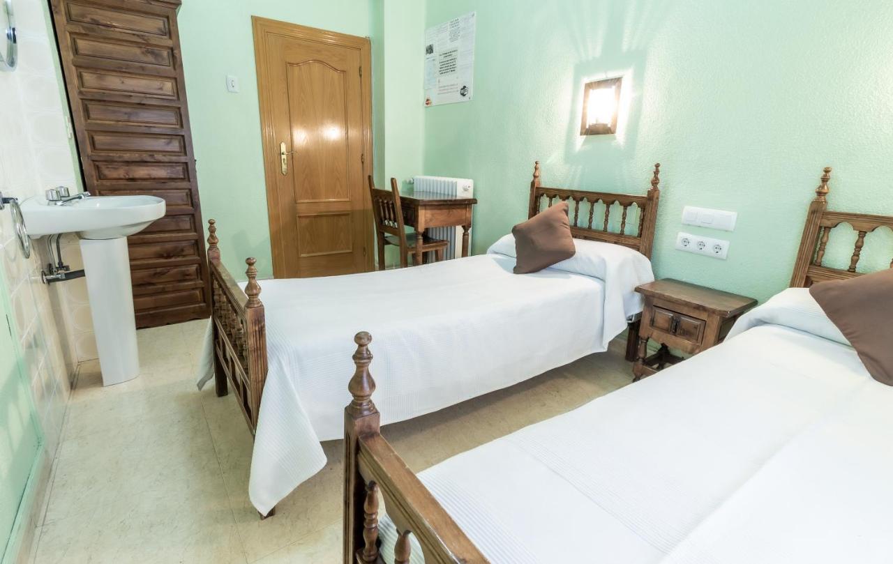 Pension Virginia By Vivere Stays Salamanka Exteriér fotografie